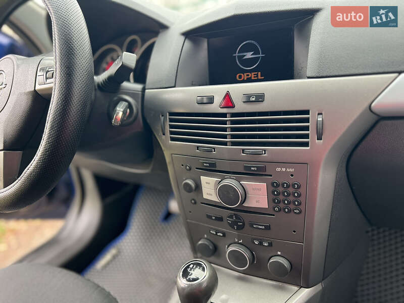 Універсал Opel Astra 2006 в Вапнярці