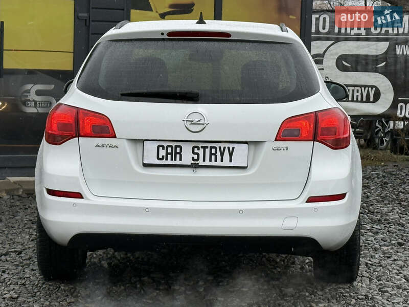 Універсал Opel Astra 2011 в Стрию