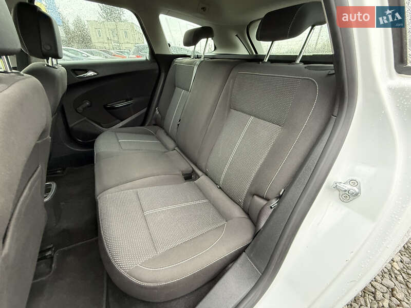 Універсал Opel Astra 2011 в Стрию