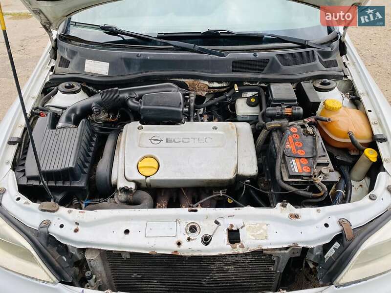 Універсал Opel Astra 2001 в Запоріжжі