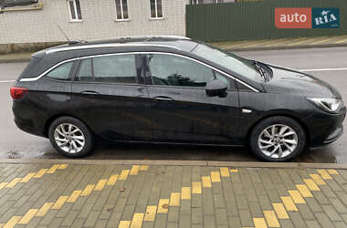 Универсал Opel Astra 2016 в Звягеле