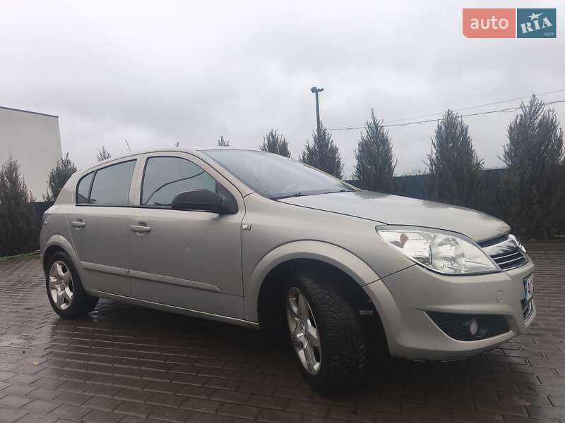 Хетчбек Opel Astra 2007 в Рівному фото 8 Хетчбек Opel Astra 2007 в Рівному