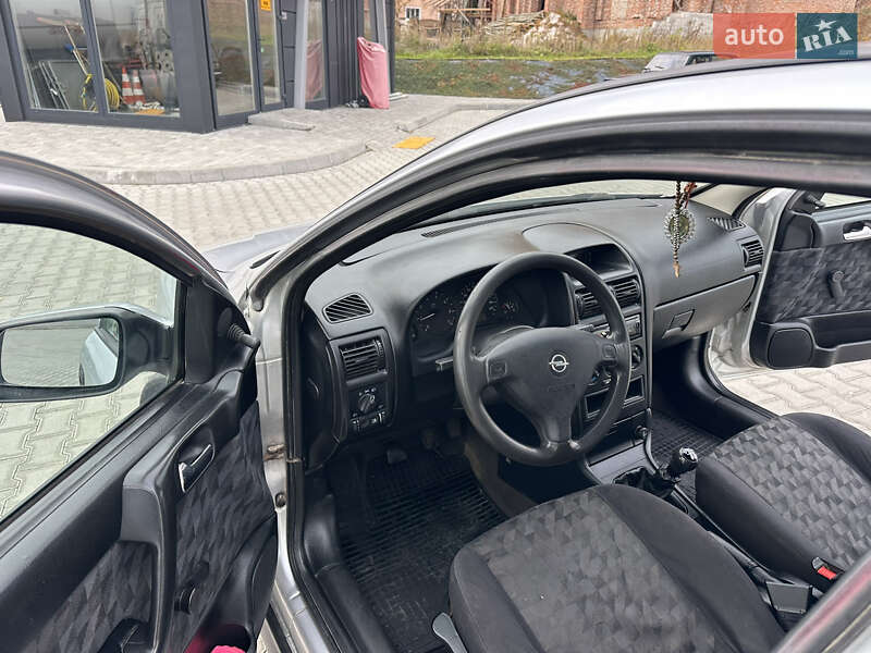Хетчбек Opel Astra 1998 в Львові