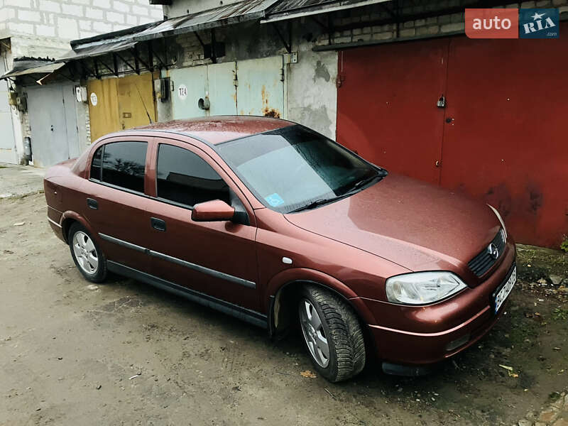 Седан Opel Astra 2001 в Львове