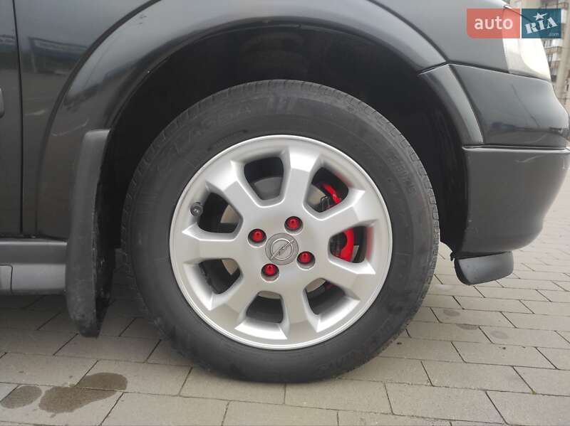 Седан Opel Astra 2007 в Сумах