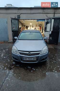 Хетчбек Opel Astra 2007 в Чорноморську