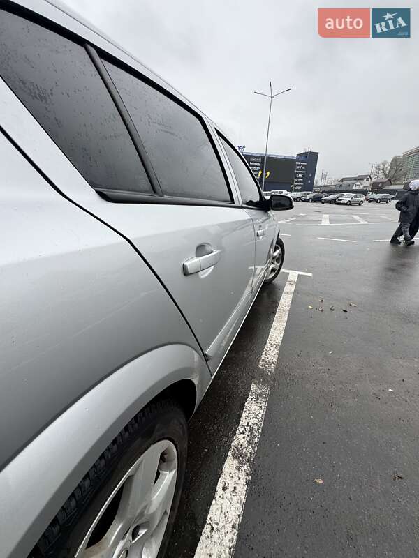 Хетчбек Opel Astra 2007 в Києві фото 22 Хетчбек Opel Astra 2007 в Києві
