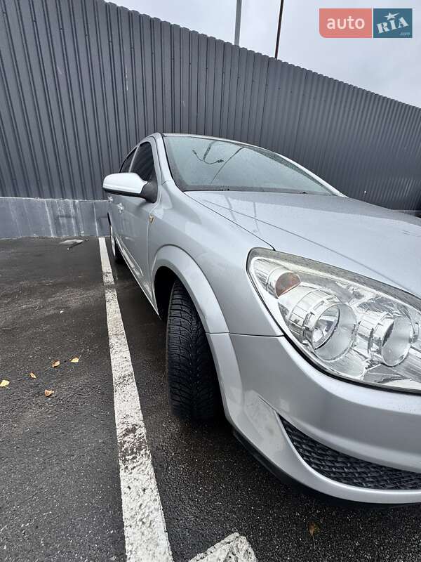 Хетчбек Opel Astra 2007 в Києві фото 25 Хетчбек Opel Astra 2007 в Києві