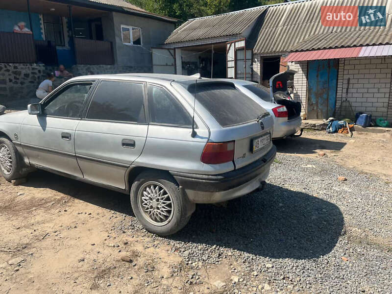 Универсал Opel Astra 1992 в Чечельнике фото 3 Универсал Opel Astra 1992 в Чечельнике