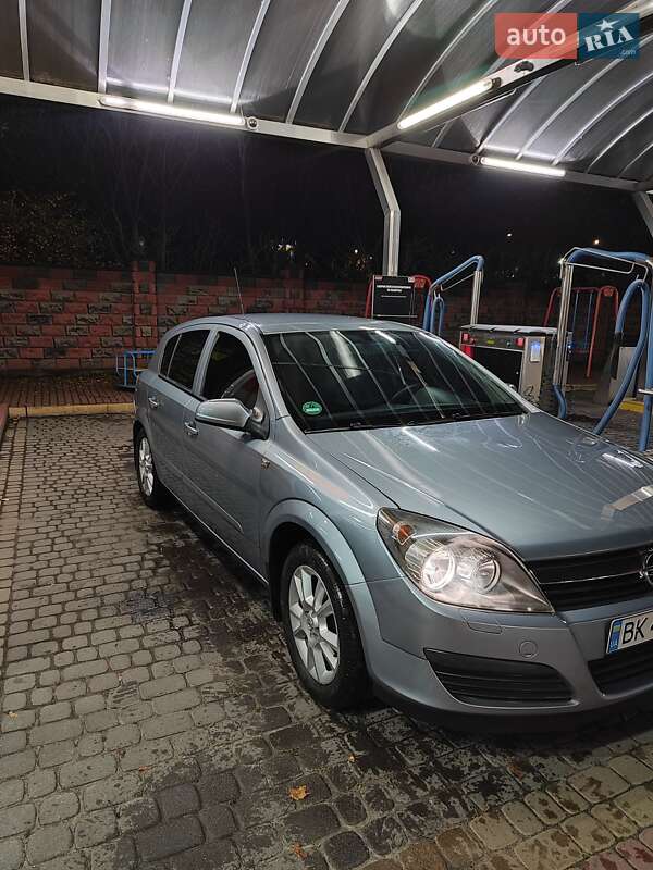 Хетчбек Opel Astra 2006 в Рівному фото 9 Хетчбек Opel Astra 2006 в Рівному