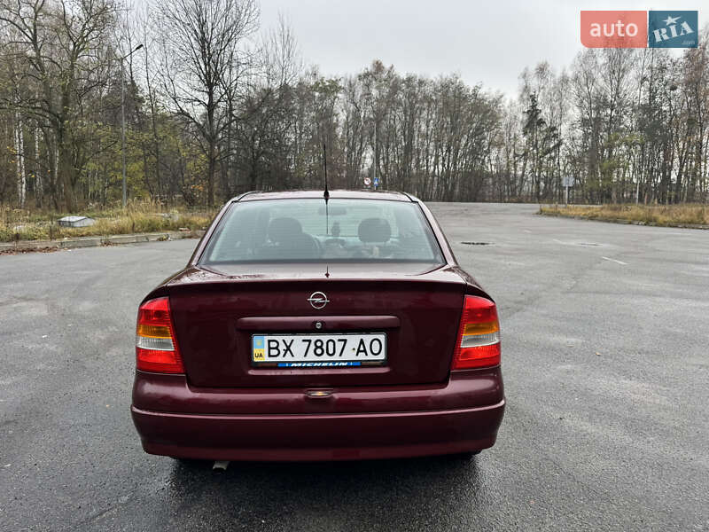 Седан Opel Astra 2007 в Славуті