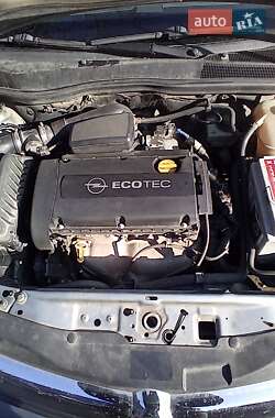 Универсал Opel Astra 2005 в Львове