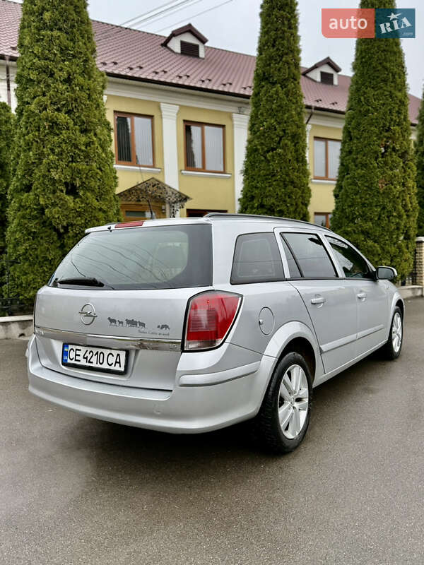 Універсал Opel Astra 2008 в Чернівцях