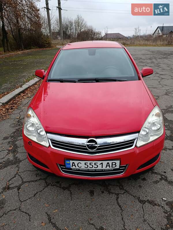 Хетчбек Opel Astra 2007 в Володимирі фото Хетчбек Opel Astra 2007 в Володимирі