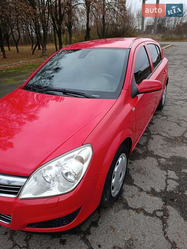 Хетчбек Opel Astra 2007 в Володимирі фото 3 Хетчбек Opel Astra 2007 в Володимирі