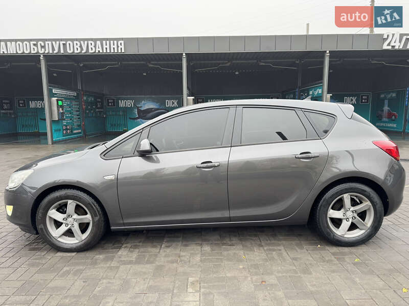 Хетчбек Opel Astra 2011 в Запоріжжі фото 19 Хетчбек Opel Astra 2011 в Запоріжжі