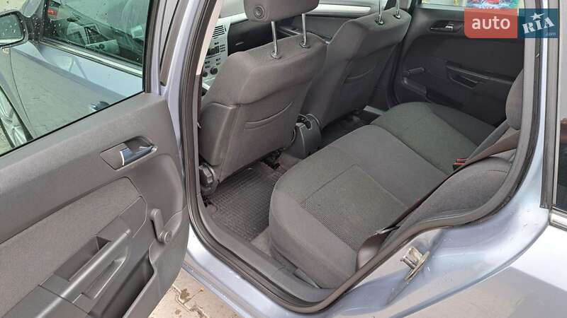 Універсал Opel Astra 2009 в Умані фото 15 Універсал Opel Astra 2009 в Умані
