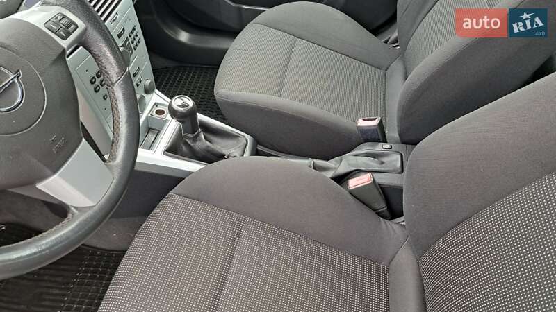 Універсал Opel Astra 2009 в Умані фото 18 Універсал Opel Astra 2009 в Умані