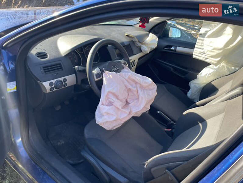 Универсал Opel Astra 2008 в Герце фото 5 Универсал Opel Astra 2008 в Герце