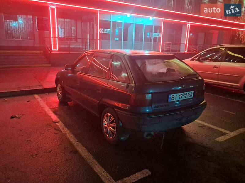 Хетчбек Opel Astra 1994 в Полтаві фото 3 Хетчбек Opel Astra 1994 в Полтаві