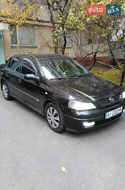 Седан Opel Astra 2003 в Києві