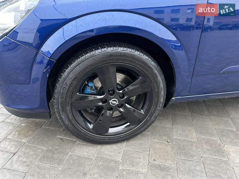 Универсал Opel Astra 2005 в Коломые