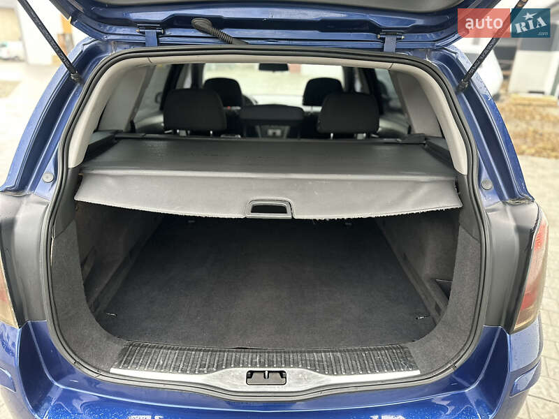 Универсал Opel Astra 2005 в Коломые