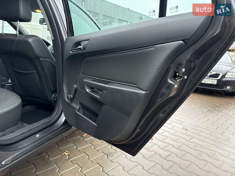 Универсал Opel Astra 2009 в Виннице фото 48 Универсал Opel Astra 2009 в Виннице