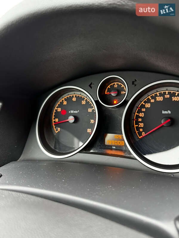 Универсал Opel Astra 2009 в Звягеле фото 31 Универсал Opel Astra 2009 в Звягеле