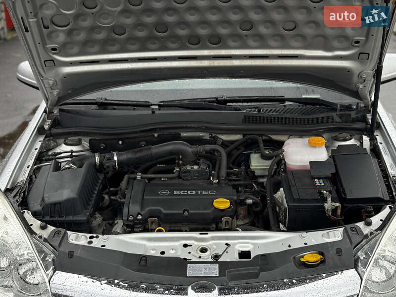 Универсал Opel Astra 2009 в Звягеле фото 40 Универсал Opel Astra 2009 в Звягеле