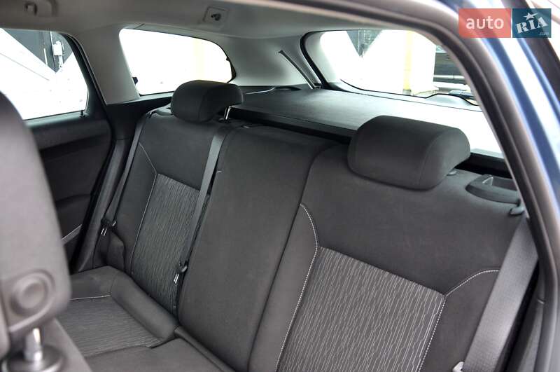 Універсал Opel Astra 2013 в Львові фото 20 Універсал Opel Astra 2013 в Львові