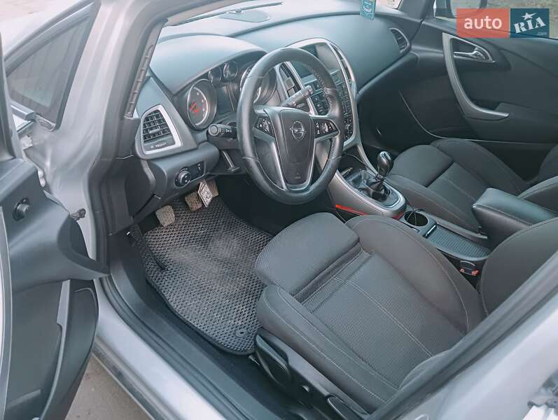 Универсал Opel Astra 2011 в Балте фото 6 Универсал Opel Astra 2011 в Балте