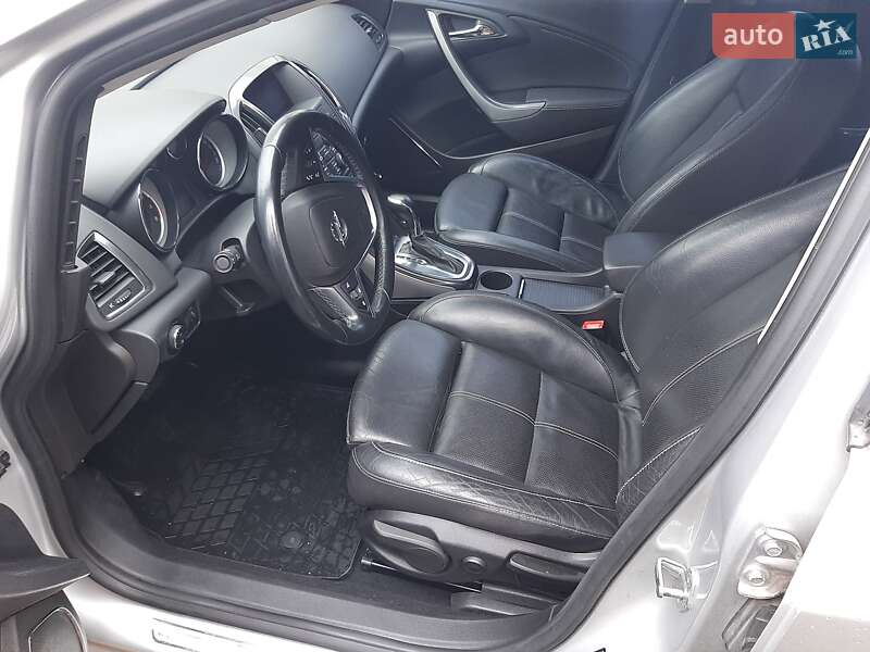 Хетчбек Opel Astra 2011 в Києві