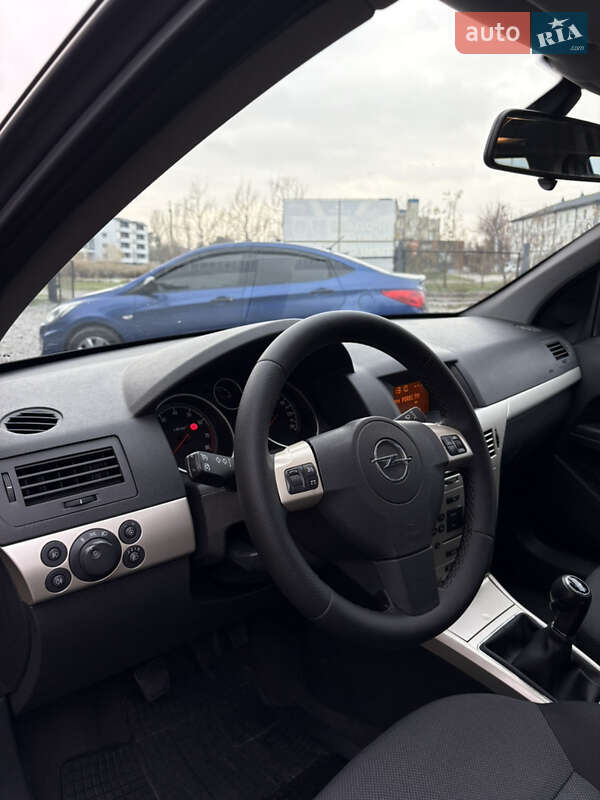 Універсал Opel Astra 2007 в Білій Церкві