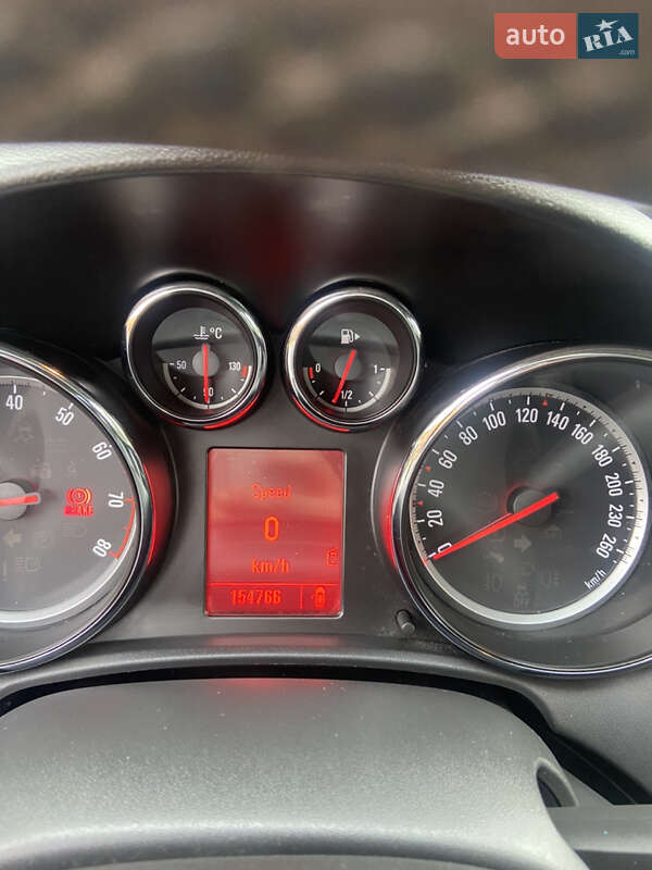 Хэтчбек Opel Astra 2011 в Стрые