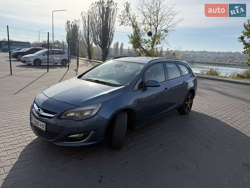 Opel Astra 2012