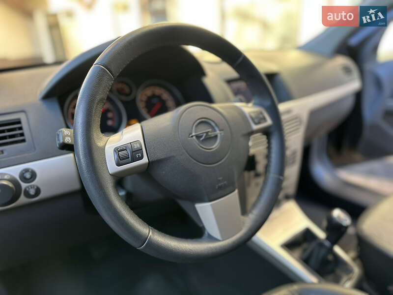 Універсал Opel Astra 2008 в Дрогобичі фото 123 Універсал Opel Astra 2008 в Дрогобичі