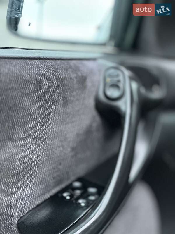 Седан Opel Astra 1993 в Одессе фото 9 Седан Opel Astra 1993 в Одессе