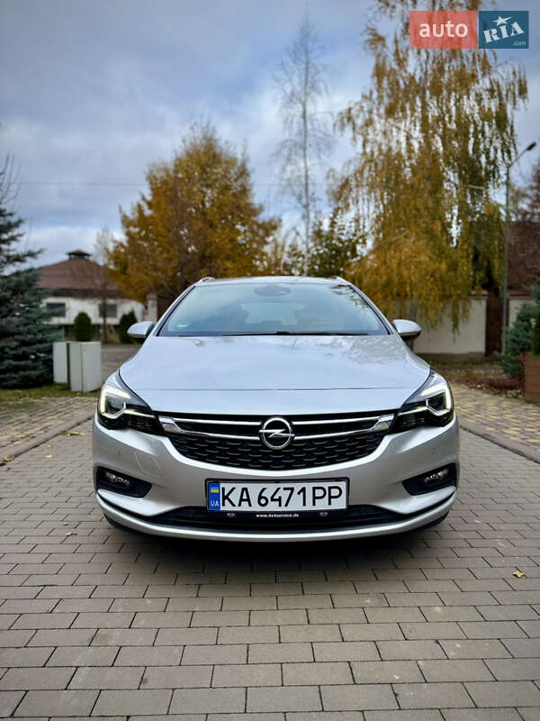 Універсал Opel Astra 2018 в Києві