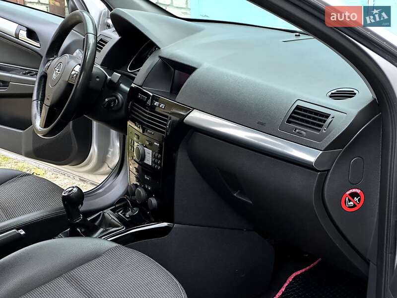 Универсал Opel Astra 2009 в Николаеве фото 33 Универсал Opel Astra 2009 в Николаеве