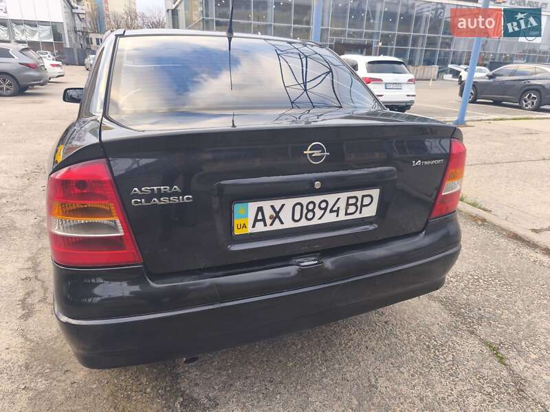 Седан Opel Astra 2005 в Харькове