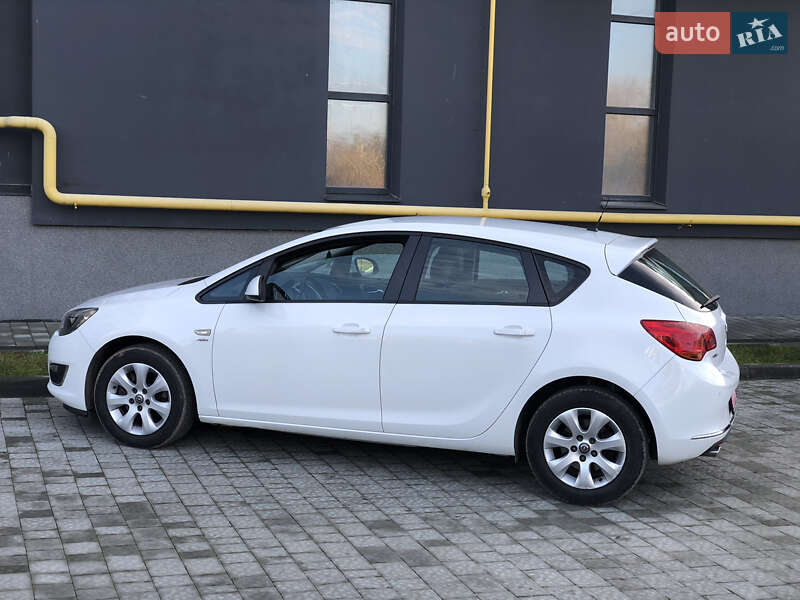 Хетчбек Opel Astra 2014 в Львові фото 23 Хетчбек Opel Astra 2014 в Львові