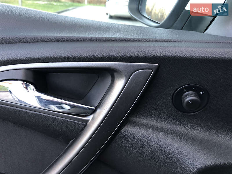 Хетчбек Opel Astra 2014 в Львові фото 31 Хетчбек Opel Astra 2014 в Львові