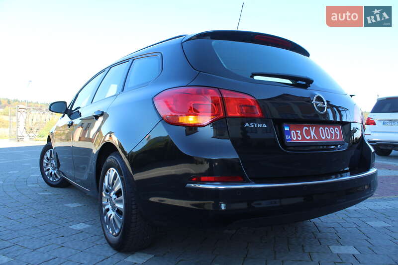 Универсал Opel Astra 2015 в Дрогобыче фото 7 Универсал Opel Astra 2015 в Дрогобыче