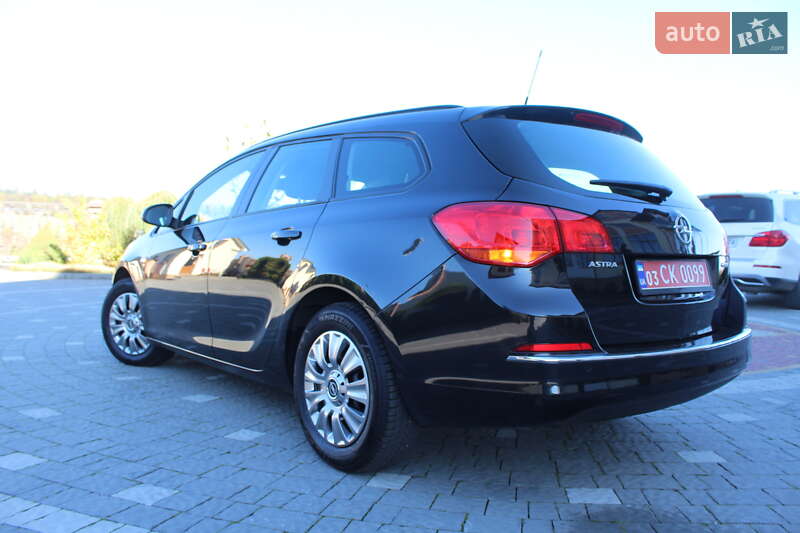 Универсал Opel Astra 2015 в Дрогобыче фото 11 Универсал Opel Astra 2015 в Дрогобыче