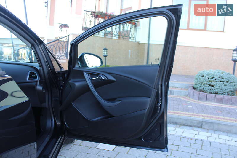 Универсал Opel Astra 2015 в Дрогобыче фото 102 Универсал Opel Astra 2015 в Дрогобыче