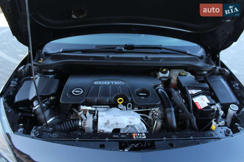 Универсал Opel Astra 2015 в Дрогобыче фото 108 Универсал Opel Astra 2015 в Дрогобыче