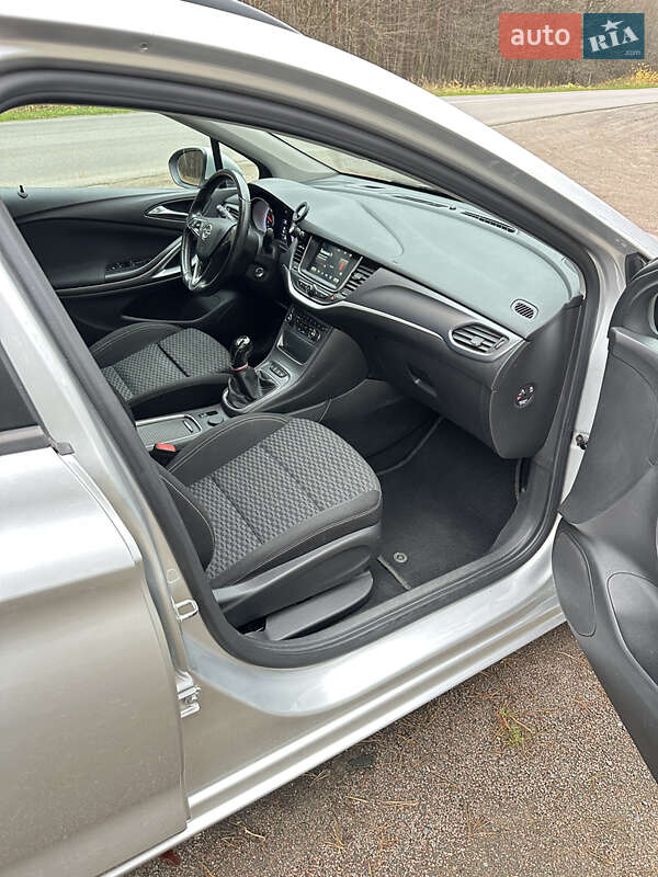 Універсал Opel Astra 2017 в Костопілі