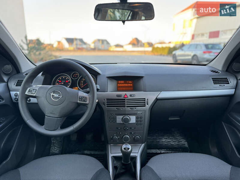 Универсал Opel Astra 2006 в Луцке фото 20 Универсал Opel Astra 2006 в Луцке