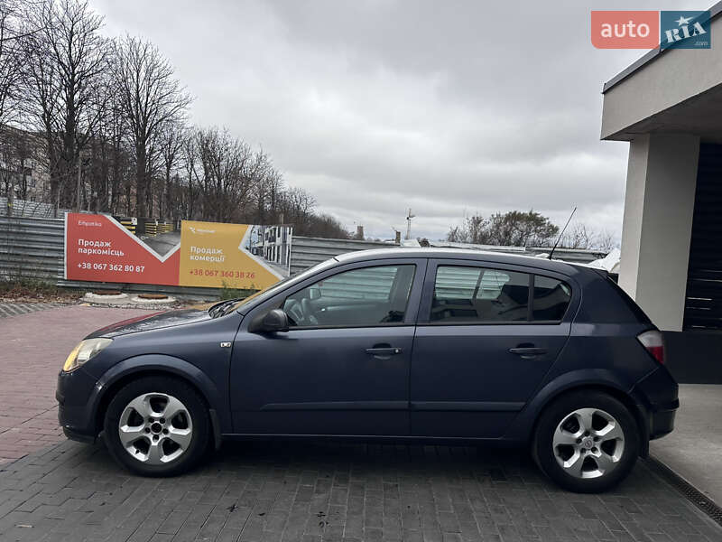 Хэтчбек Opel Astra 2006 в Ровно фото 7 Хэтчбек Opel Astra 2006 в Ровно